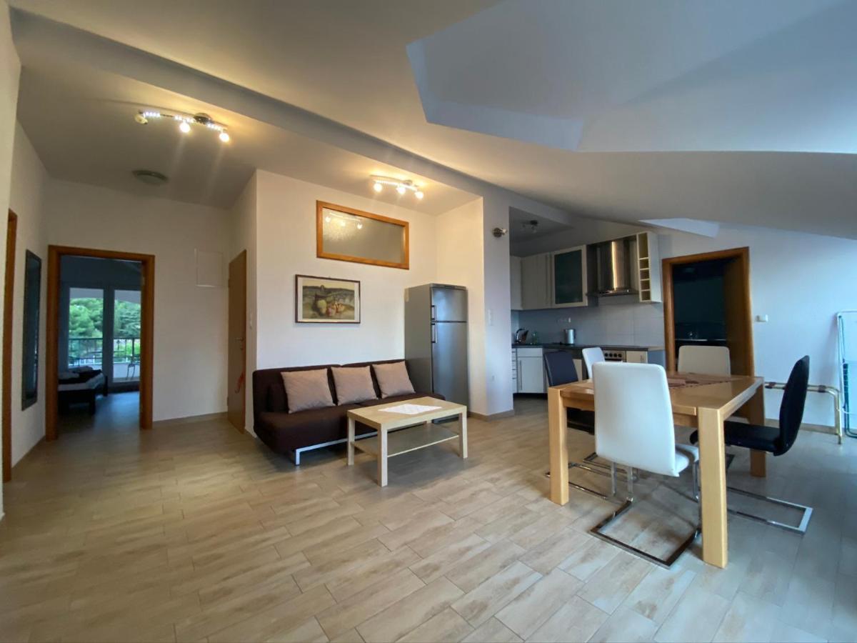 Apartments Grozdana Gradac  Exteriér fotografie